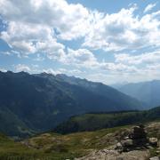 Vue avec un cairn